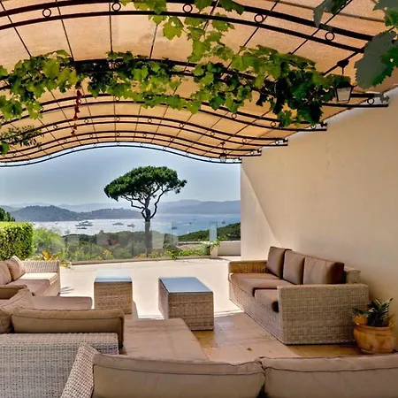 Vila Temo In St Tropez